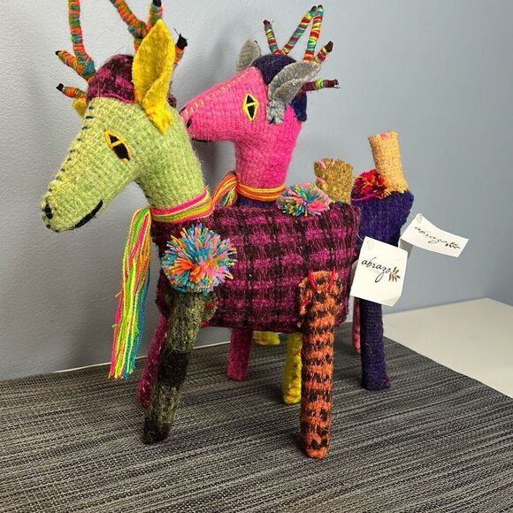 Abrazo Style Folk Art Handmade Reindeer Mexico Set of 2 - Picture 1 of 10